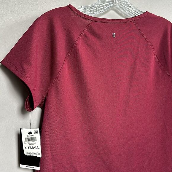 NWT Macy's x Ideology Lightweight Textured Short Sleeve Activewear Tee Maroon XS - Picture 6 of 13